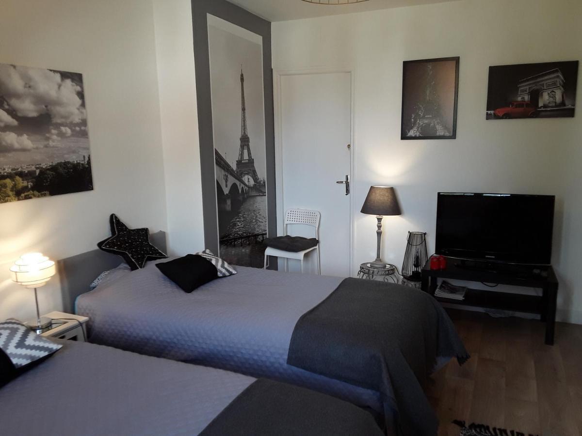 Clos Du Bourg Bed & Breakfast Saint-Cyr-en-Val Bagian luar foto
