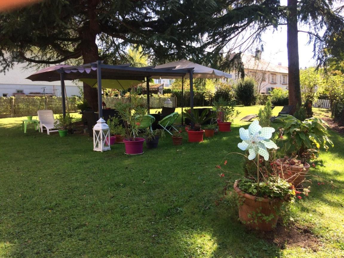Clos Du Bourg Bed & Breakfast Saint-Cyr-en-Val Bagian luar foto